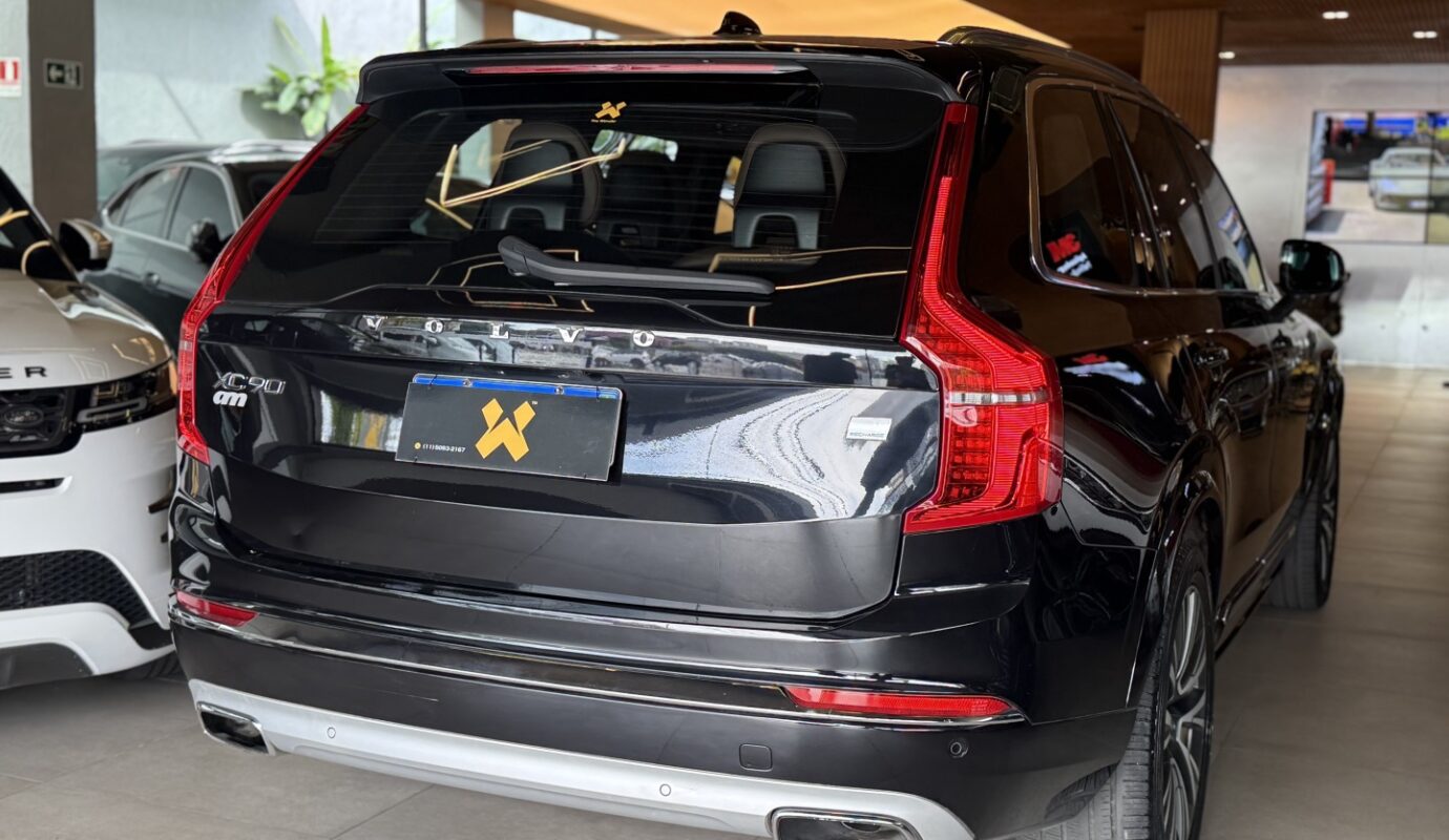 VOLVO XC90 2021