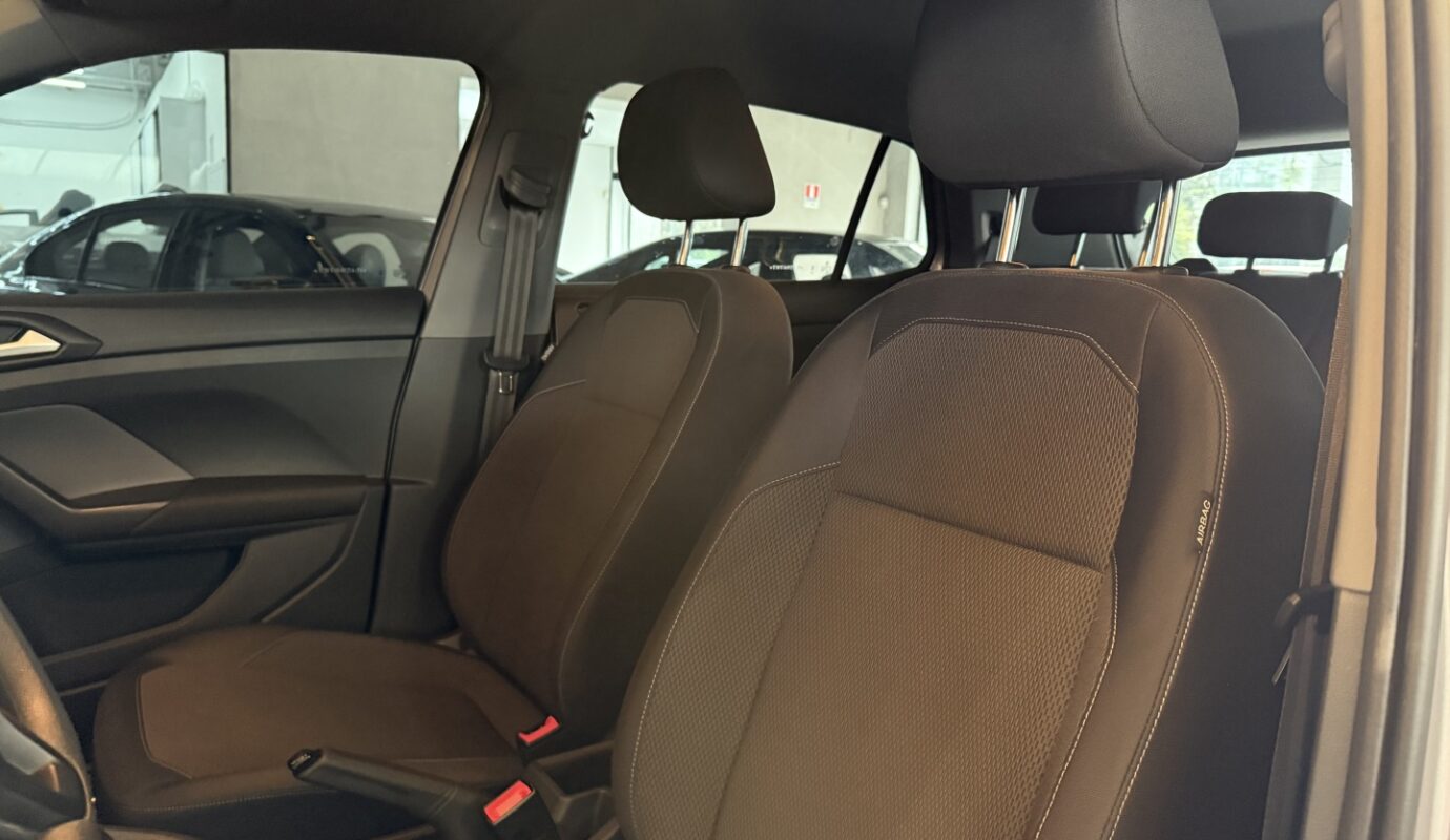 VOLKSWAGEN T-CROSS 2024