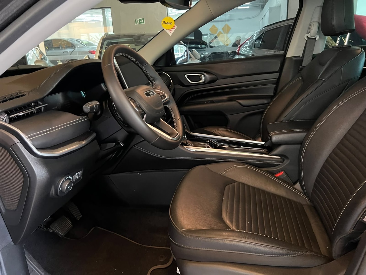 JEEP COMMANDER 2025