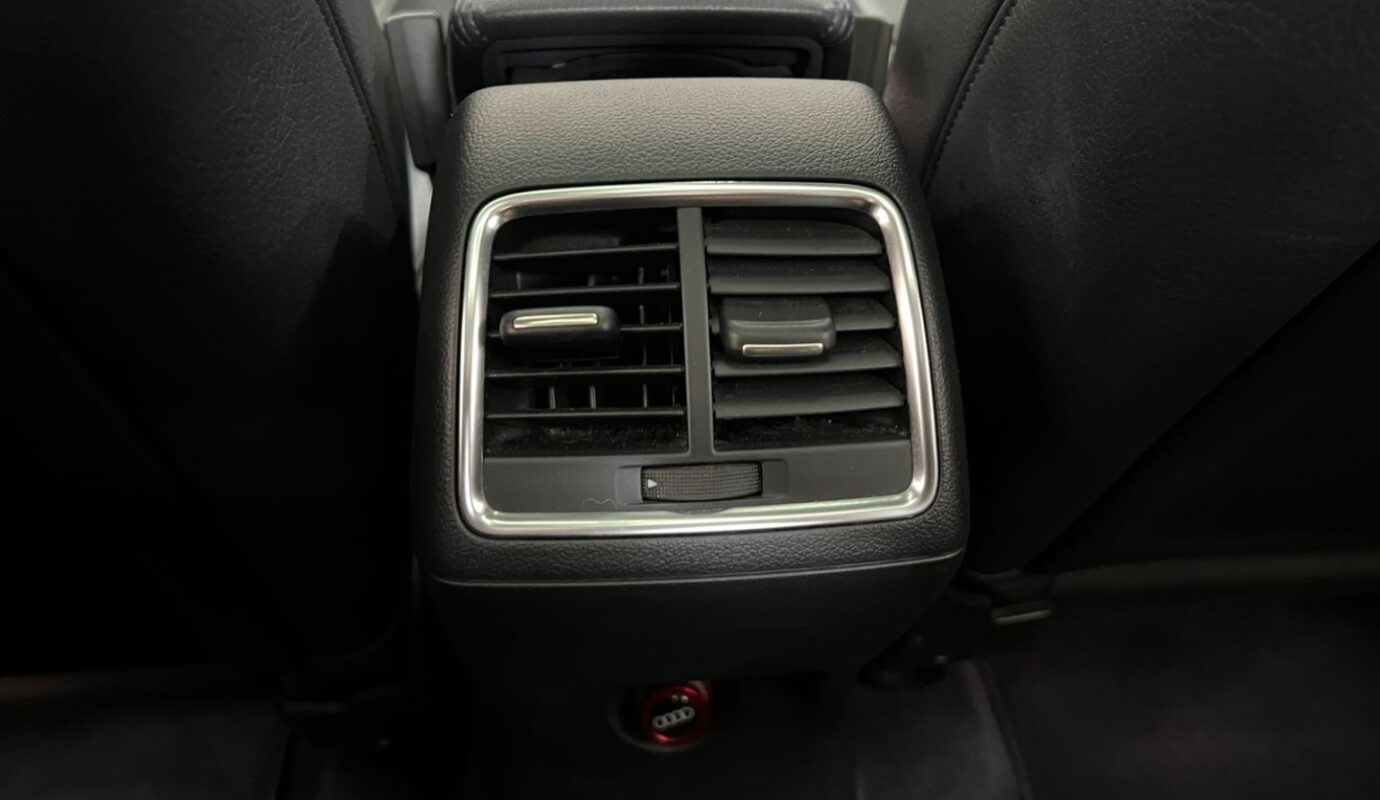 AUDI Q3 2017