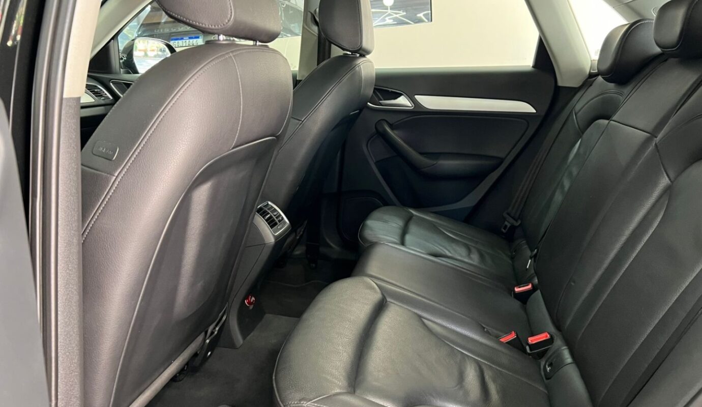 AUDI Q3 2017