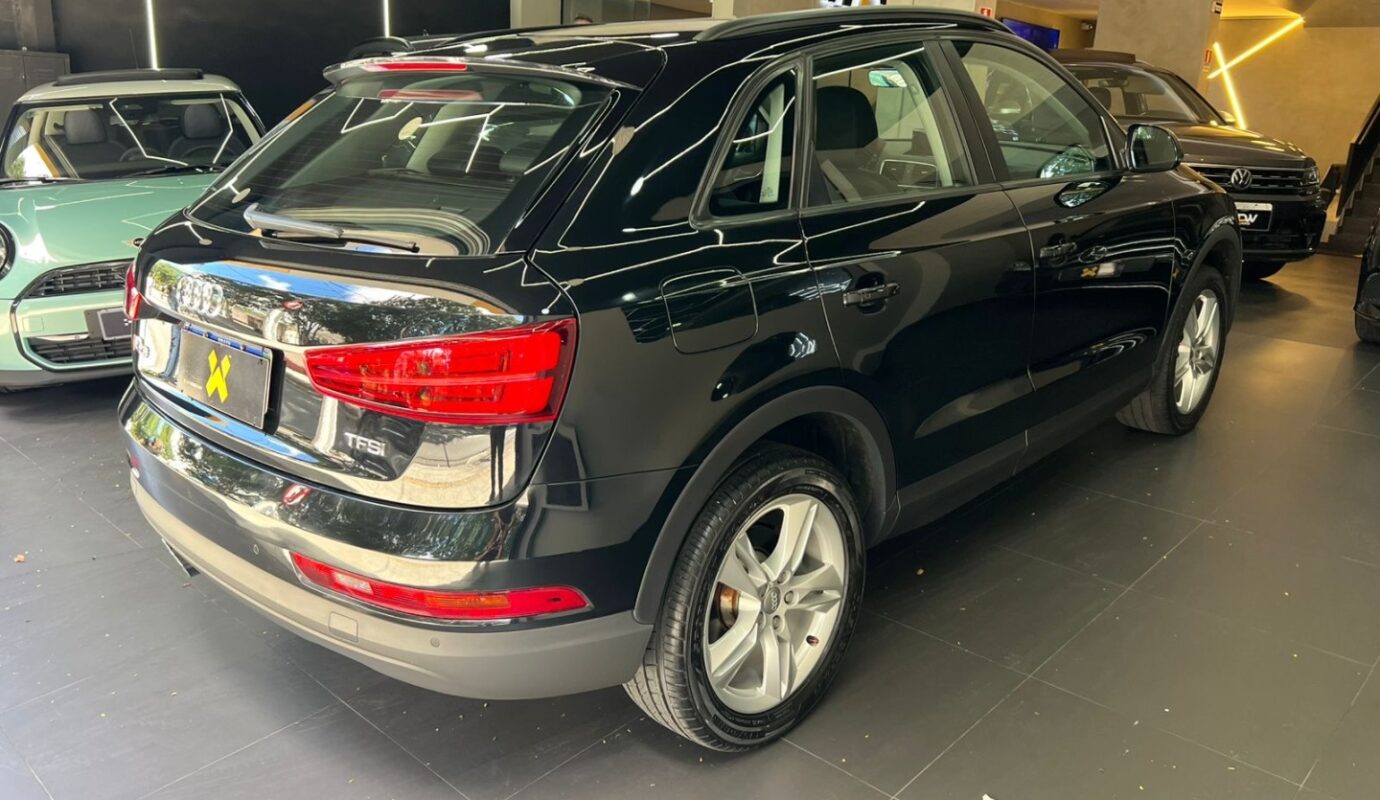 AUDI Q3 2017