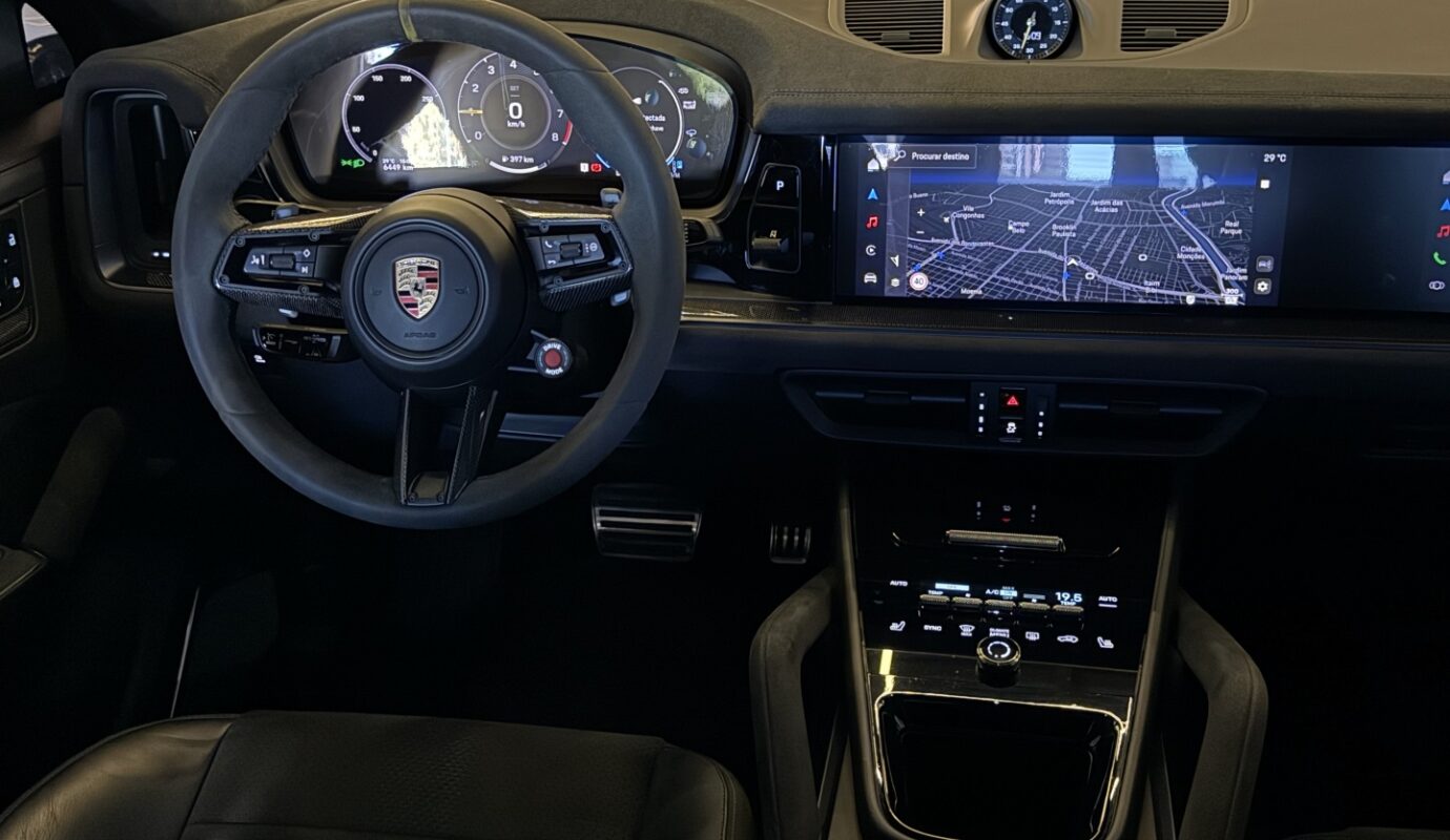 PORSCHE CAYENNE 2024