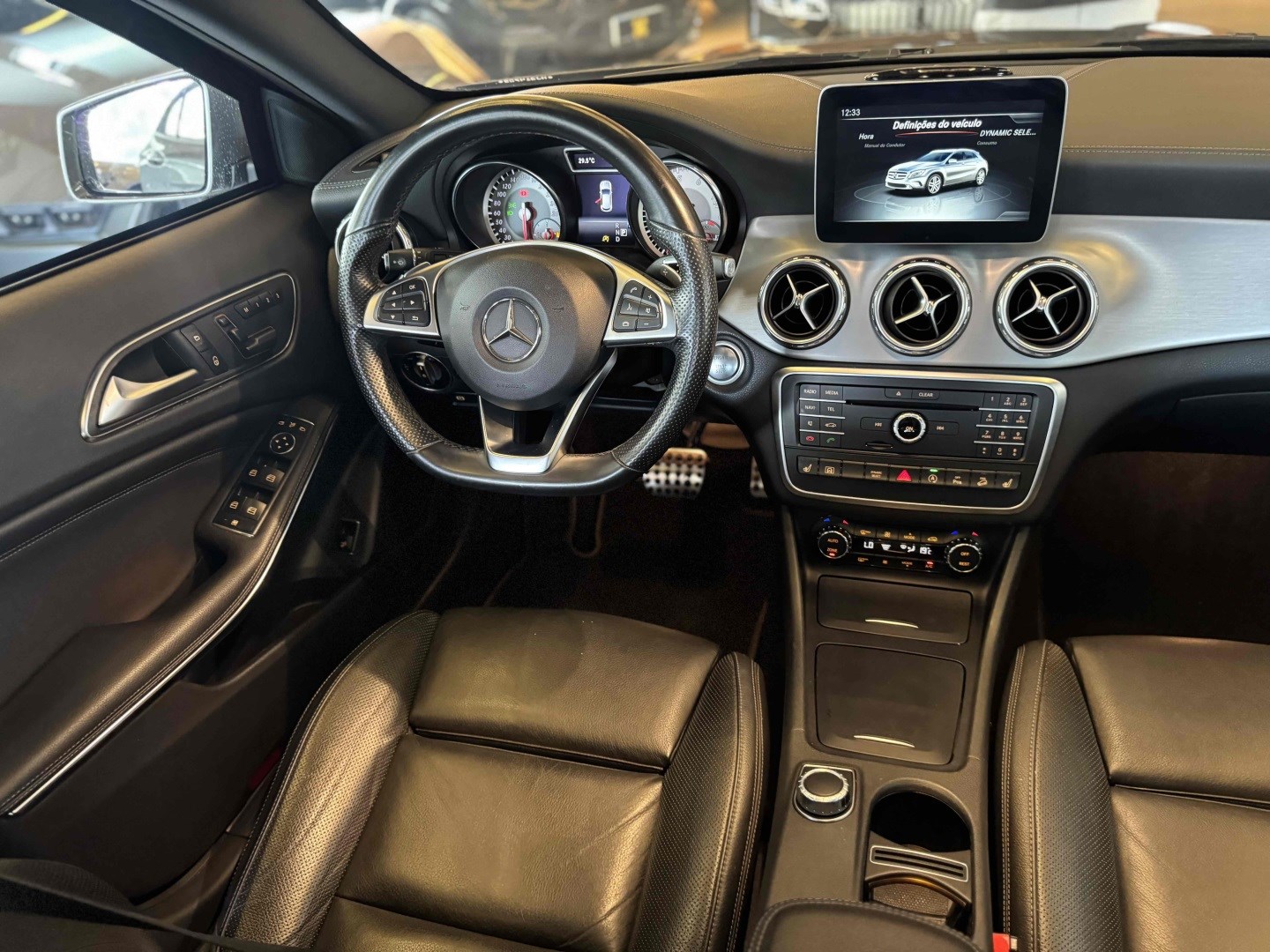 MERCEDES-BENZ GLA 250 2017