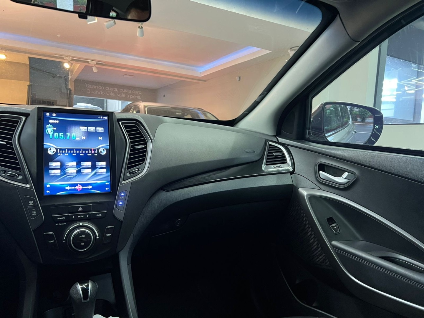HYUNDAI SANTA FE 2015