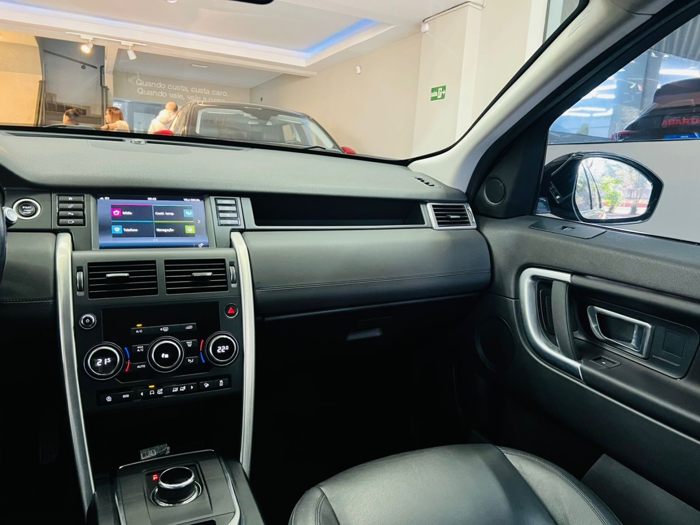 LAND ROVER DISCOVERY SPORT 2018
