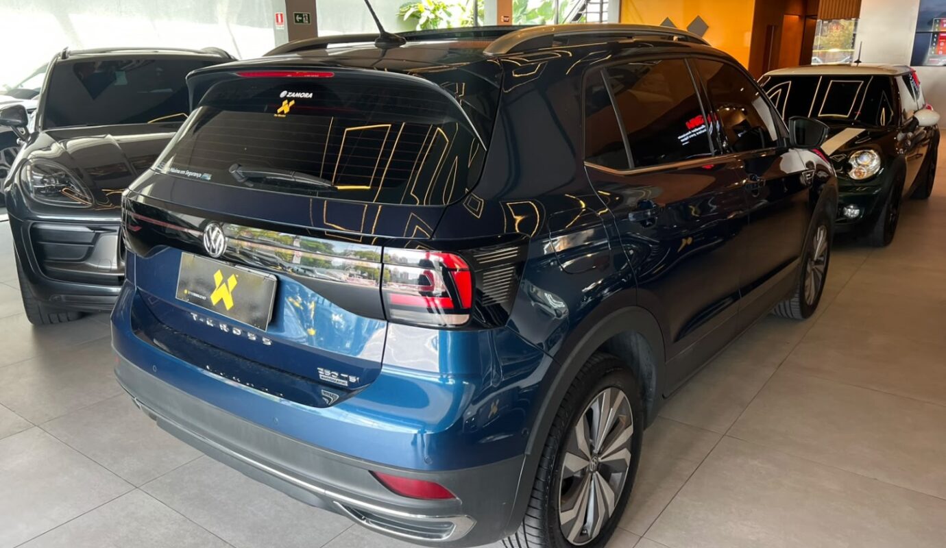 VOLKSWAGEN T-CROSS 2020
