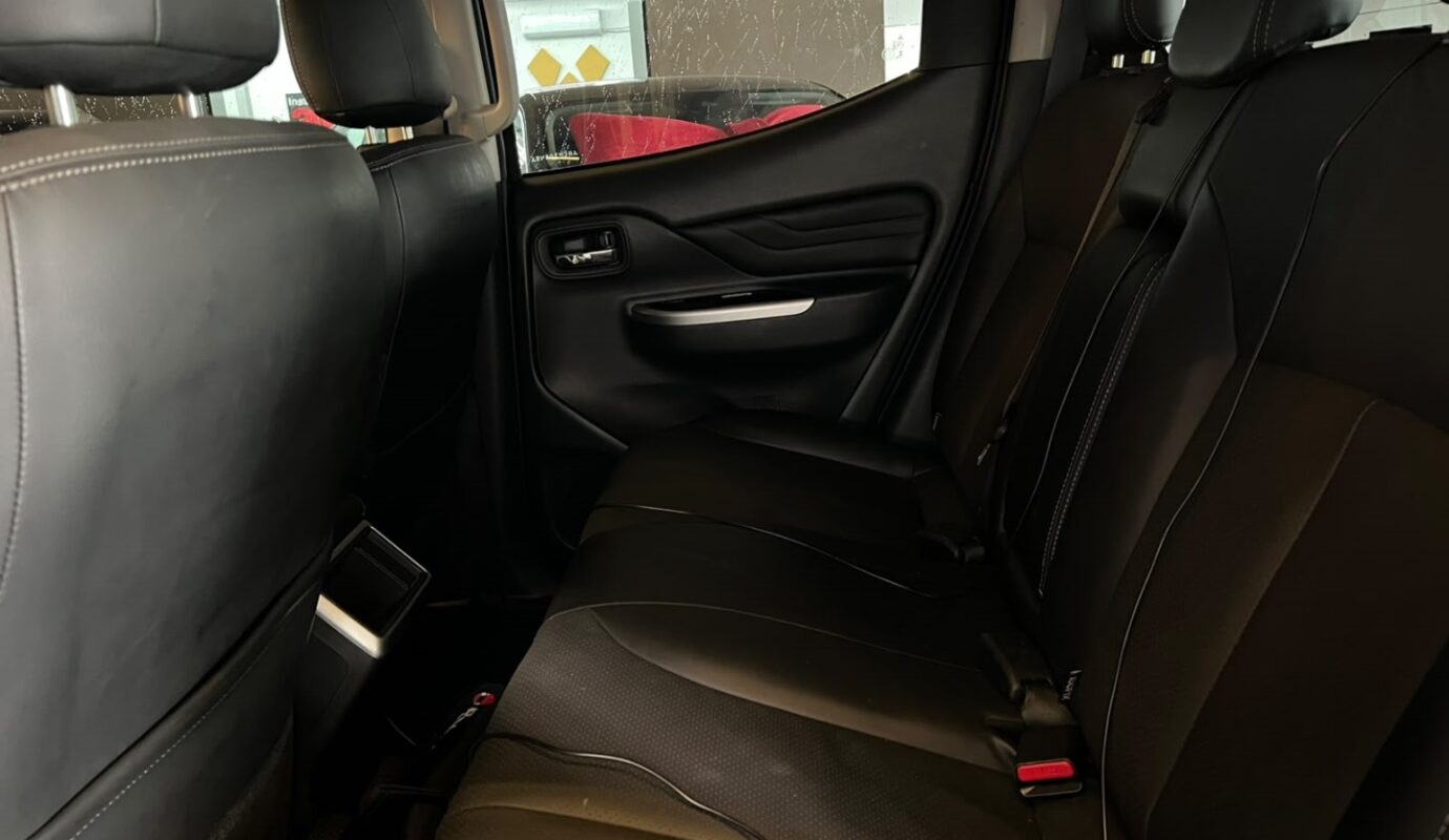 MITSUBISHI L200 TRITON 2024
